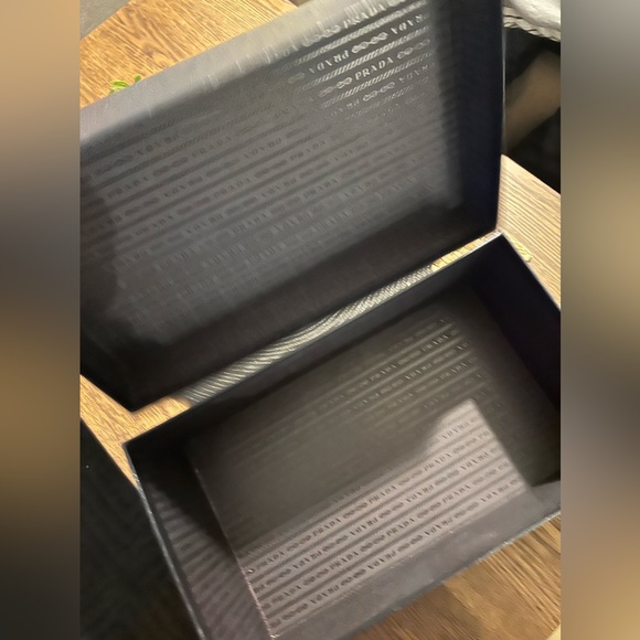 Authentic Prada shoe box - Picture 2 of 4